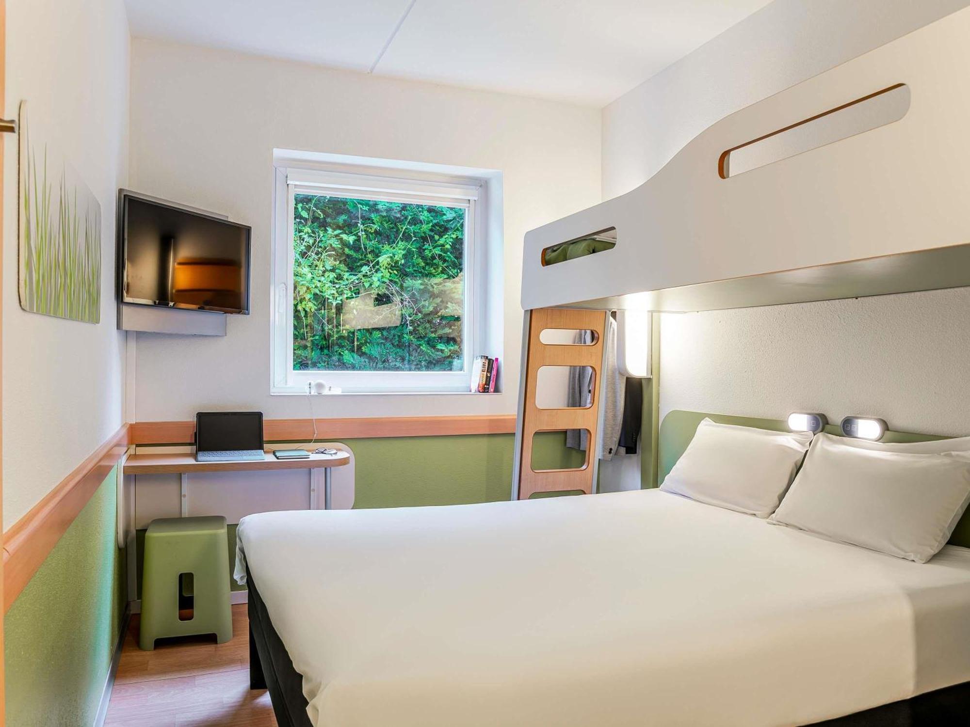 Ibis Budget Bilbao Barakaldo Buitenkant foto