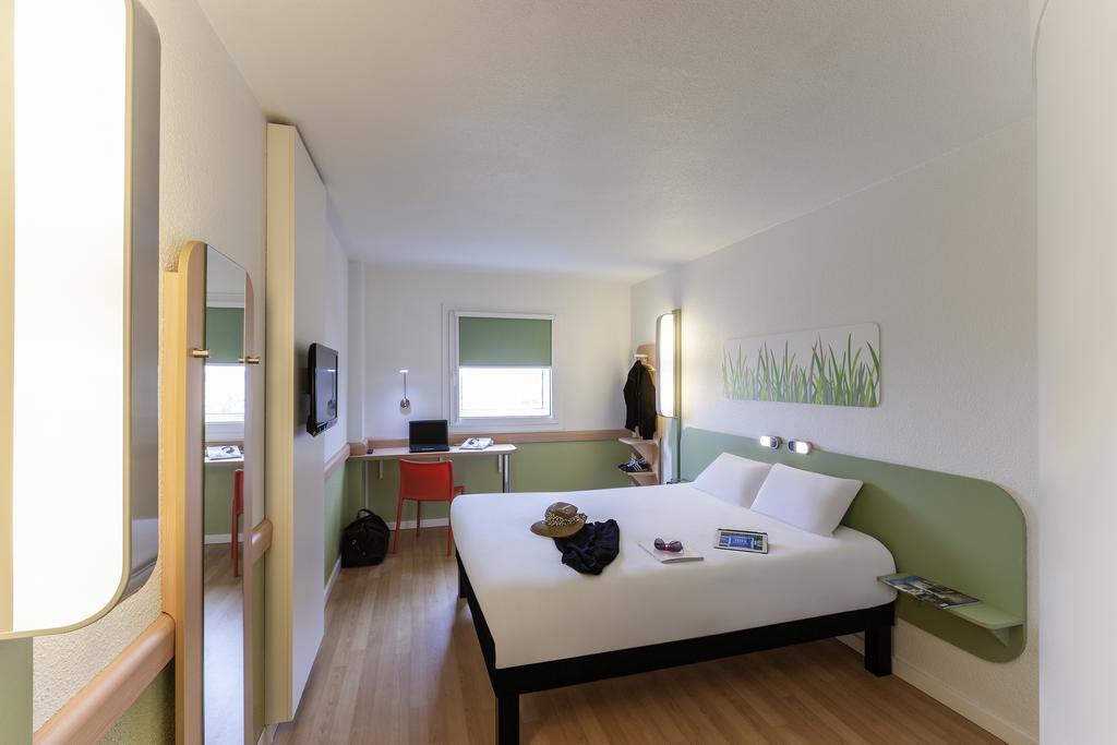 Ibis Budget Bilbao Barakaldo Buitenkant foto